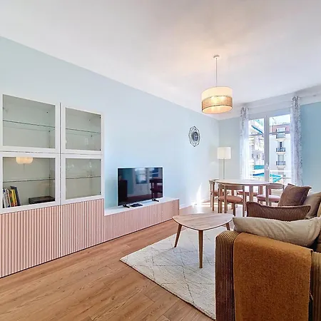 Nestor&jeeves - Blue Pastel Promenade - Spacious - Close Sea شقة