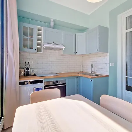 Nestor&jeeves - Blue Pastel Promenade - Spacious - Close Sea *